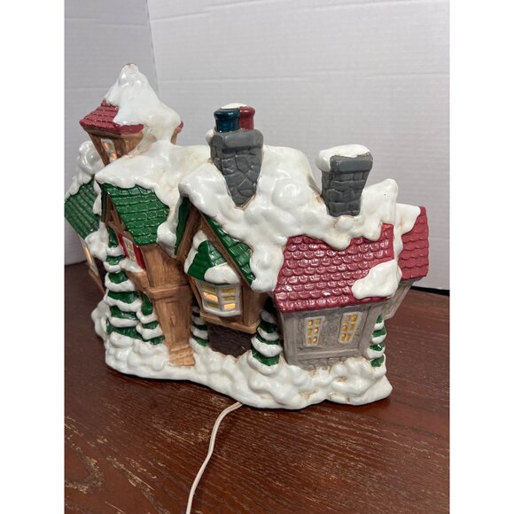 Vintage Ceramic Light-Up Winter Village House Decoration With Snow-Covered Roofs - Picture 3 of 4
